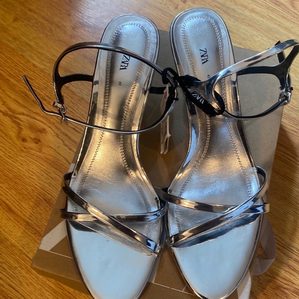 Zara Silver Strappy Sandals - Picture 7 of 15